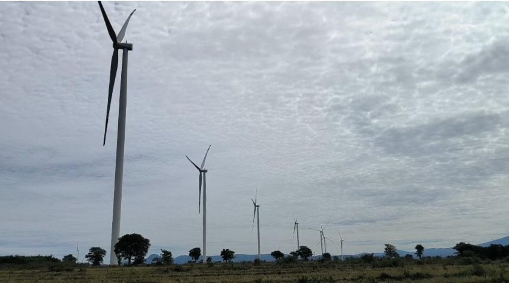Menengok Pembangkit Listrik Tenaga Angin: Masa Depan Energi Bersih dan Peran Teknik Mesin